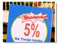 Этикетка около товара, продающегося на вес и участвующего в программе "Skarbonka"